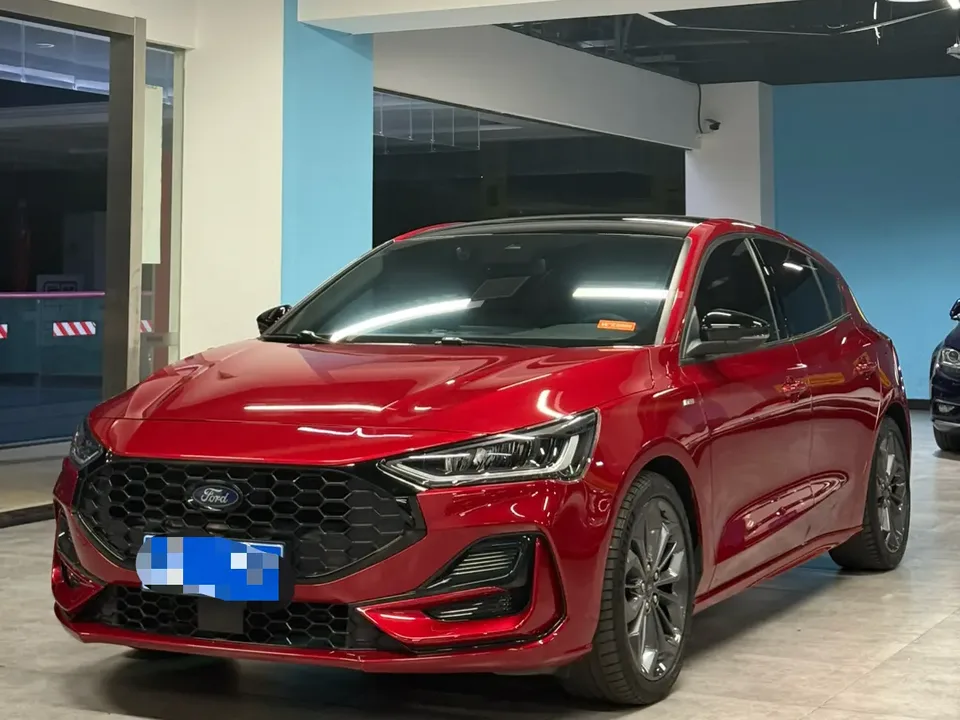 Ford Focus 2023