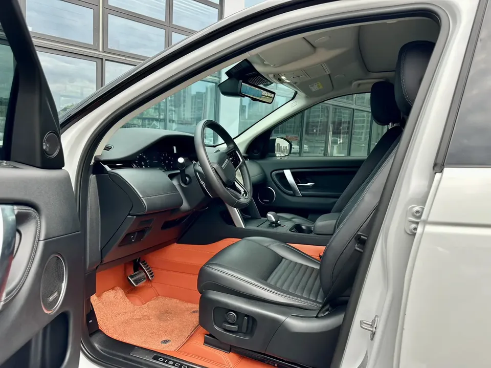 Land Rover Discover Sports Discover Sports 2024 249PS R-Dynamic HSE Luxury Custom Edition 5 Seaters 2024 — миниатюра 5