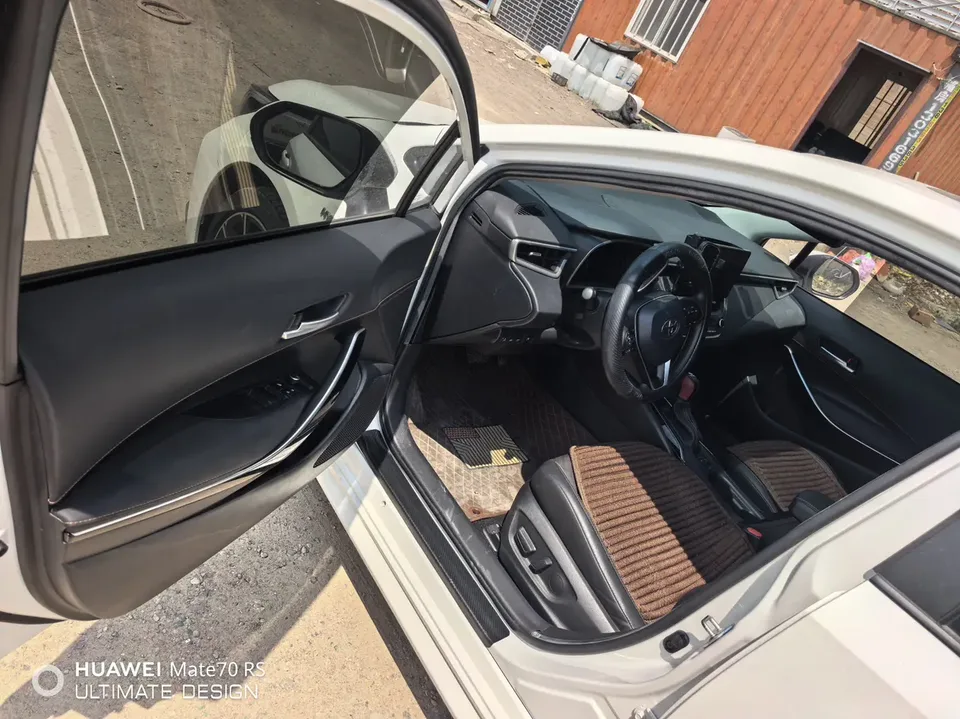 Toyota Levin Levin Hybrid 1.8L Sports Edition 2023 — миниатюра 3