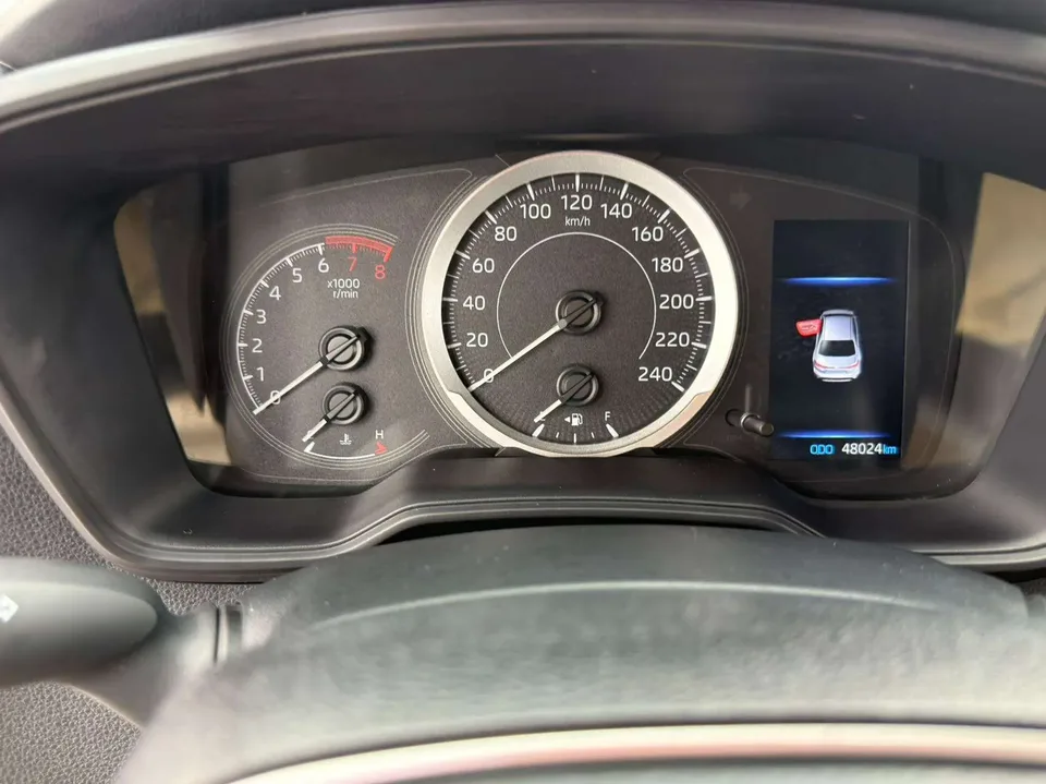Toyota Levin Lei Ling 2022 2022 Lelink 185T CVT Luxury Edition 2023 — миниатюра 3