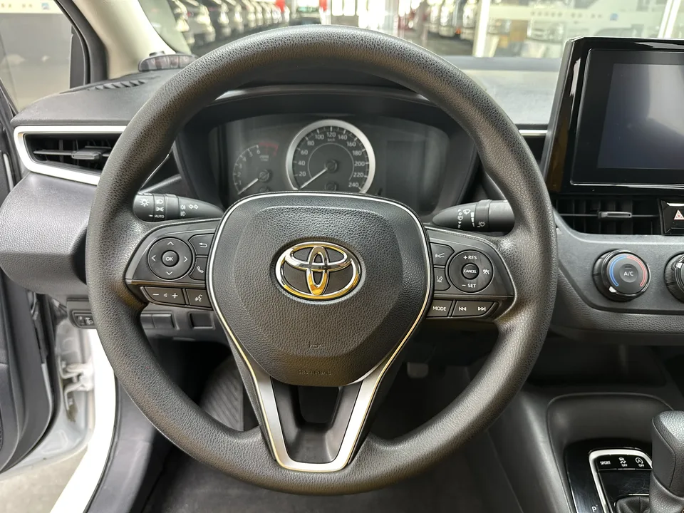 Toyota Corolla 1.2T S-CVT Pioneer Edition 2023 — миниатюра 3