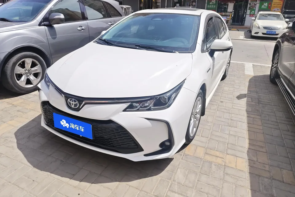 Toyota Corolla Corolla 2023 Intelligent Electric Hybrid Dual Engine 1.8L E-CVT Elite Edition 2023 — photo 1, buy with delivery to Moscow
