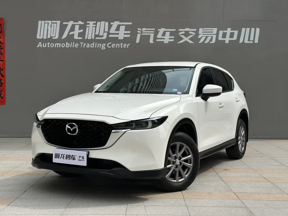Mazda CX-5 2.0L automatic two-wheel drive comfort model 2022 — миниатюра 3