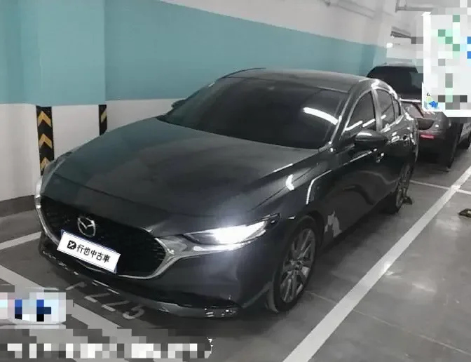 Mazda Axela 2.0L Automatic Premium Edition 2023 — фото 1, купить с доставкой в Москву