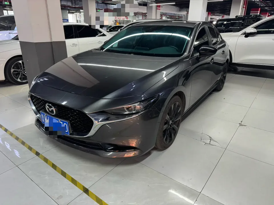 Mazda Axela 2.0L Automatic Quality Edition 2024 — фото 1, купить с доставкой в Москву