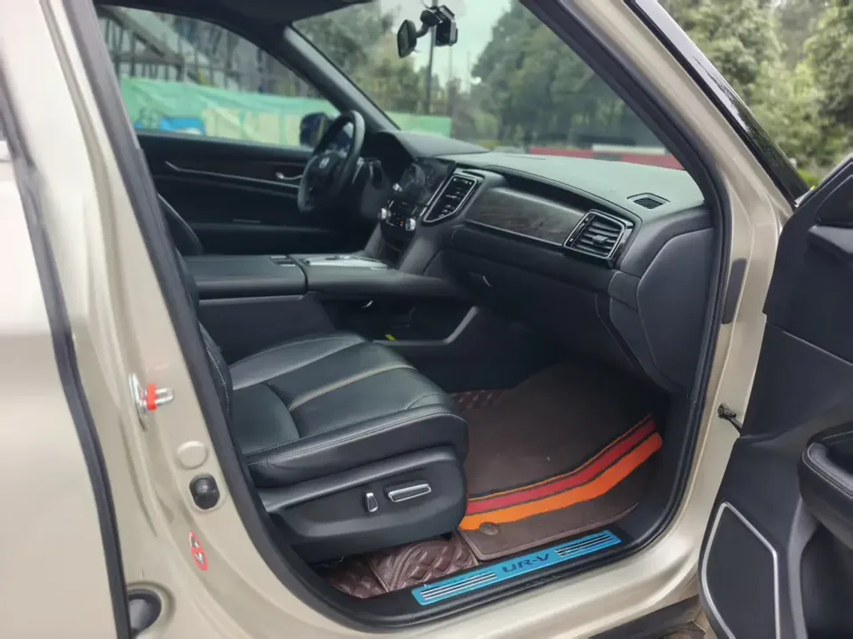 Honda UR-V UR-V 2020 370TURBO 2WD Elegant Edition 2022 — thumbnail 3