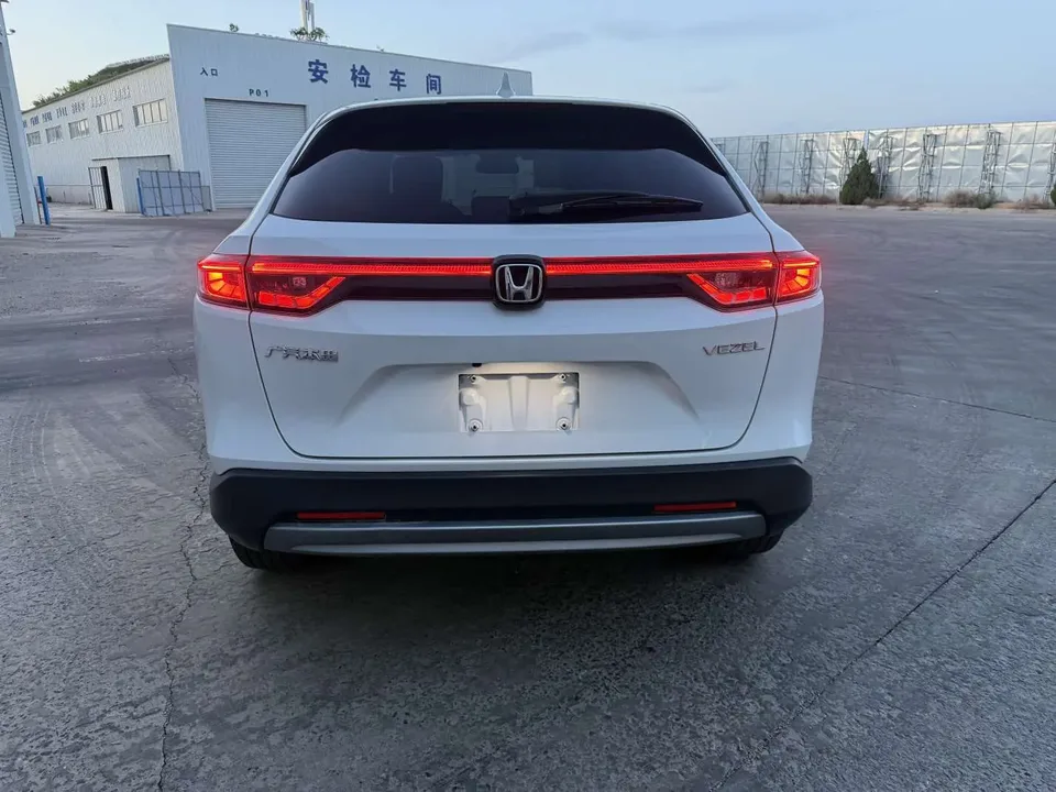 Honda VEZEL 1.5L CVT technology version 2023 — миниатюра 2