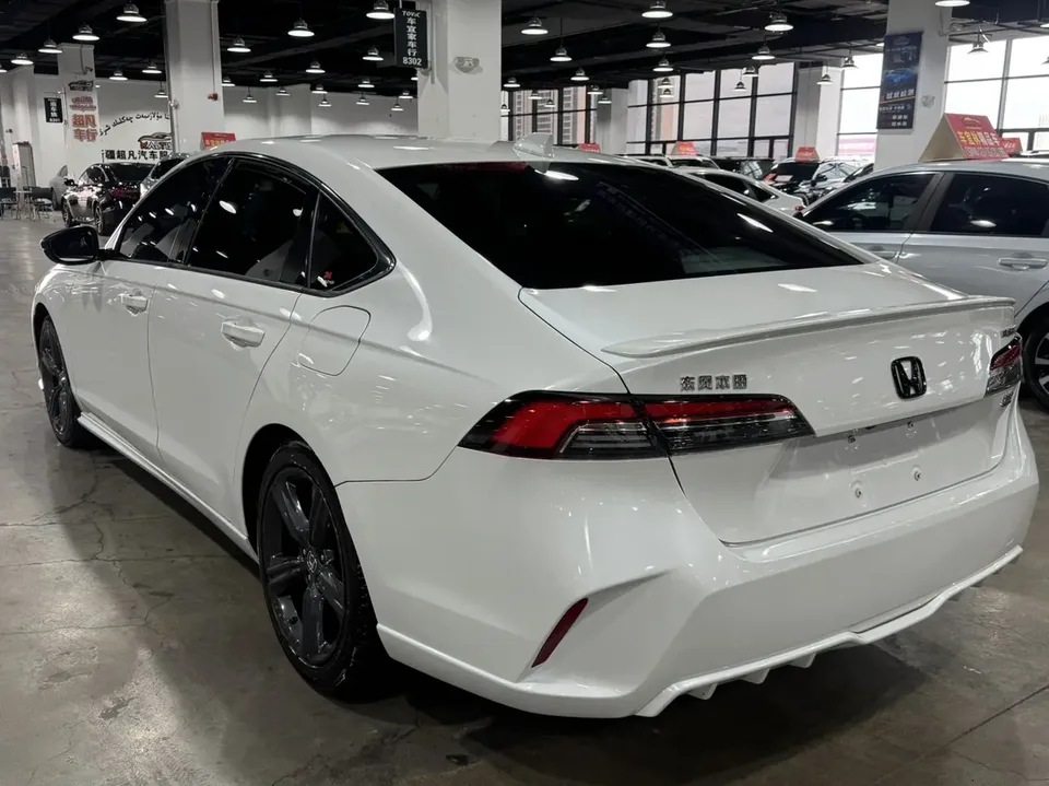 Honda Inspire Insignia 260TURBO Elegant Edition 2024 — миниатюра 4
