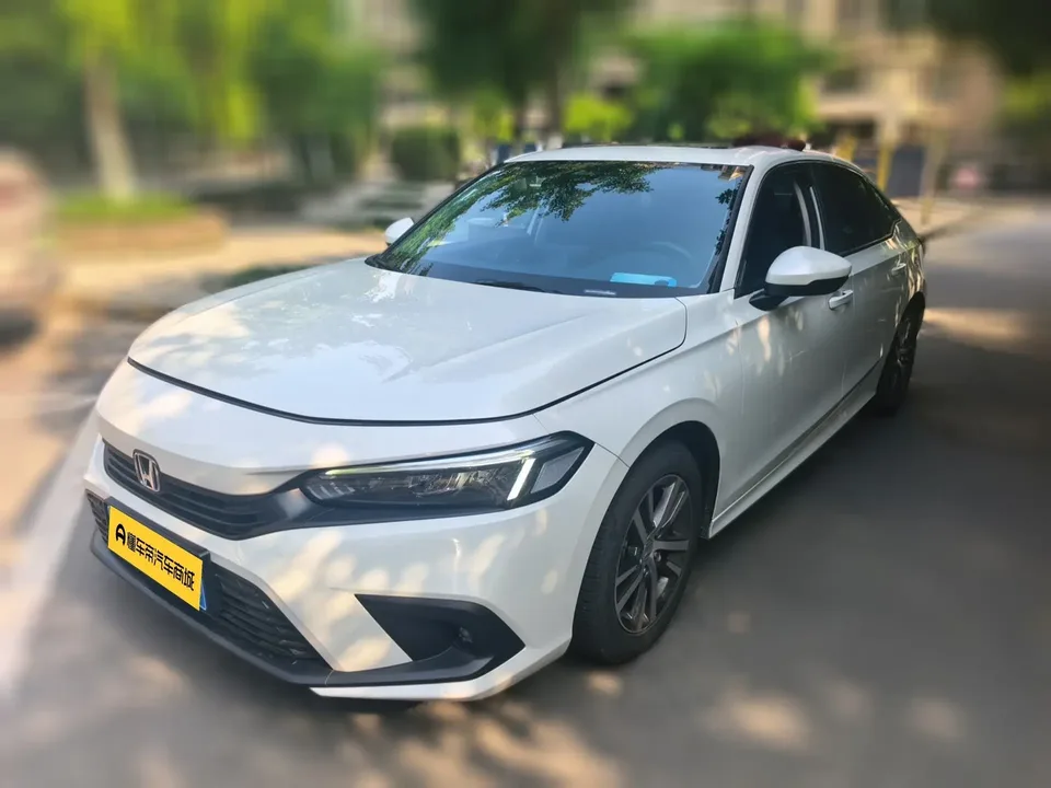 Honda CIVIC 2025