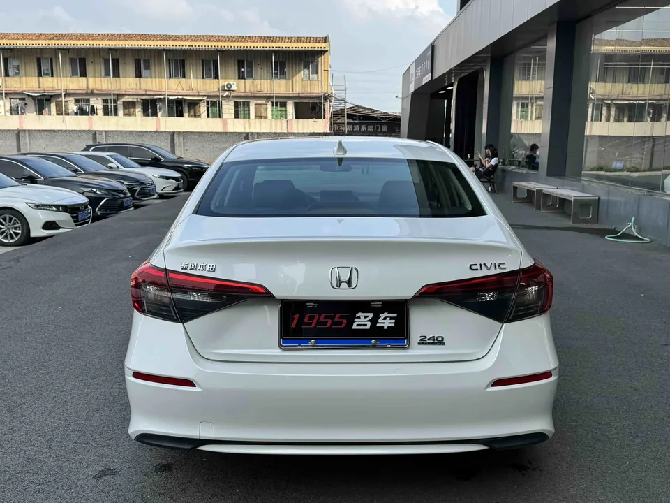 Honda CIVIC Civic 2022 2022 Civic 240TURBO CVT Dynamic Edition 2023 — thumbnail 2