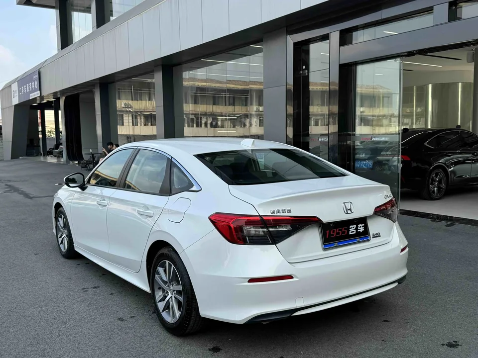 Honda CIVIC Civic 2022 2022 Civic 240TURBO CVT Dynamic Edition 2023 — thumbnail 4