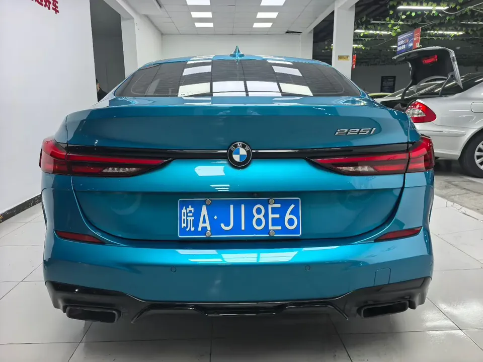 BMW 2 Series 225i 4-Door Coupe M Sport Night Edition Pro 2022 — миниатюра 2
