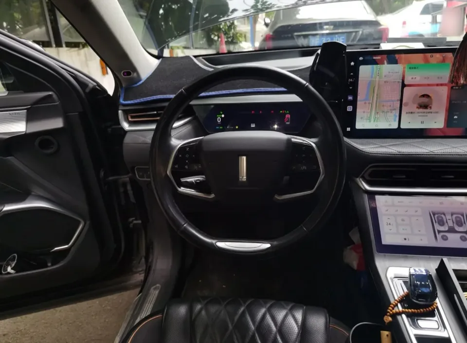 WEY Latte PHEV 1.5T 2WD Super Cup 2023 — миниатюра 5