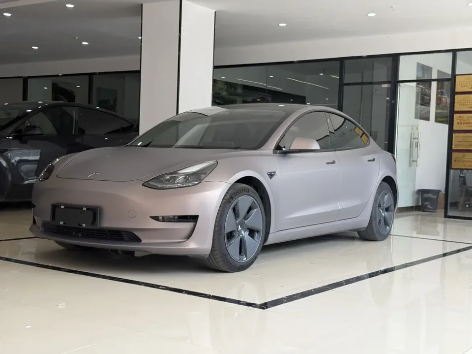 Tesla Model 3 Model 3 2022 Rear-wheel drive 2022 — photo 1, buy with delivery to Moscow