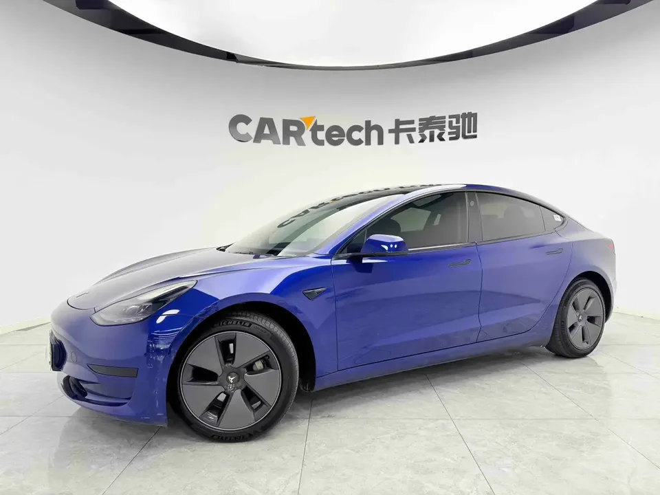 Tesla Model 3 Model 3 2022 Model 3 2022 rear-wheel drive version 2023 — photo 1, buy with delivery to Moscow