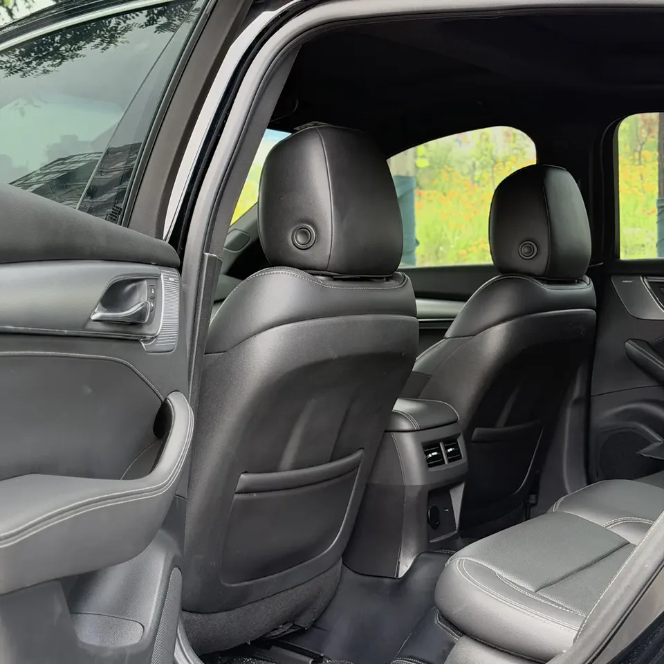 Cadillac CT5 28T Luxury Standard Edition 2023 — миниатюра 4