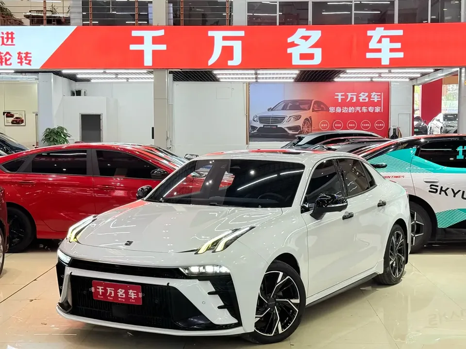 Lynk & Co 03 2023