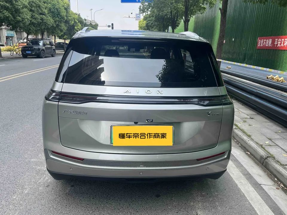 AION Y Y 2023 Plus 510 Smart Edition 2023 — миниатюра 2