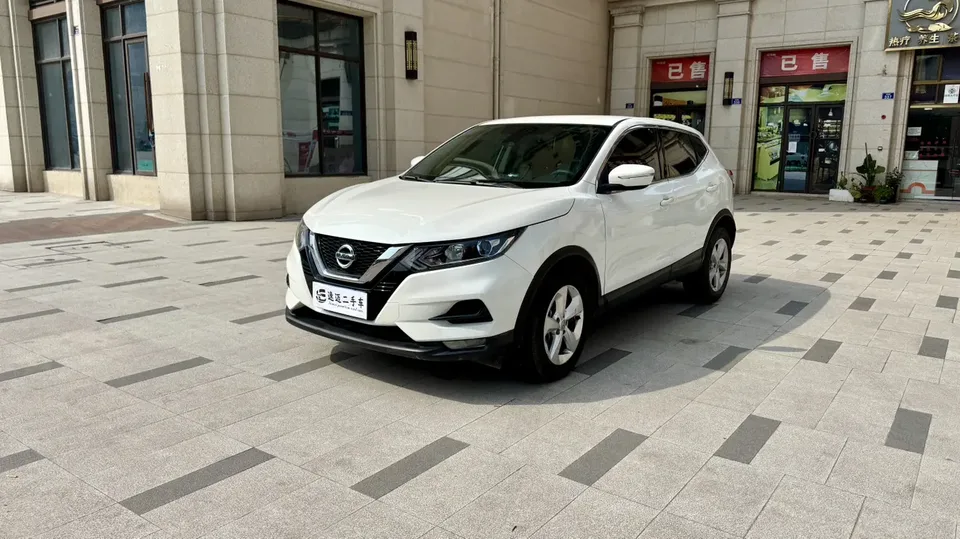 Nissan Qashqai Qashqai 2022 2.0L XV Smart Edition 2022 — photo 1, buy with delivery to Moscow