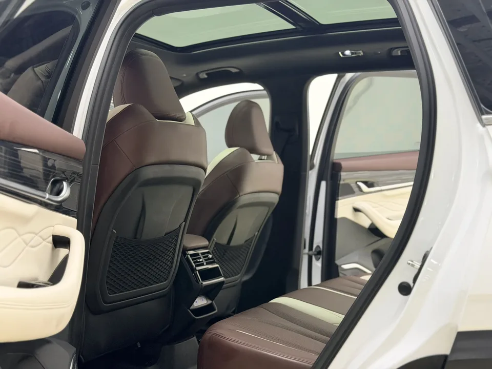 Geely Monjaro Xingyue L 2024 2.0TD High Power Automatic 2WD Yunqi Edition 2024 — миниатюра 3