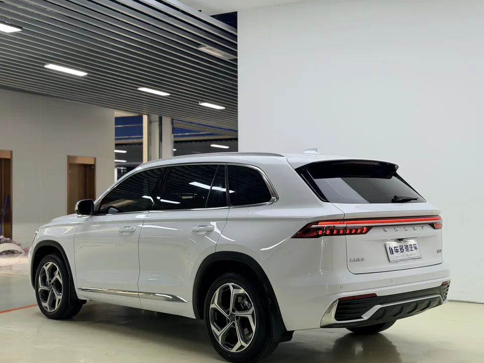 Geely Monjaro Xingyue L 2024 2.0TD High Power Automatic 2WD Yunqi Edition 2024 — миниатюра 4