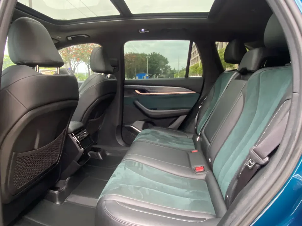 Geely Monjaro 2.0TD DCT EVO 2WD Luxury Edition 2022 — миниатюра 3