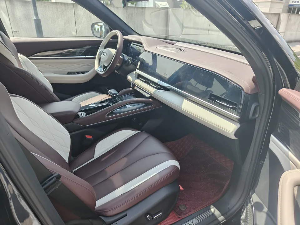 Geely Monjaro 2.0TD DCT EVO 2WD Smart Edition 2023 — миниатюра 4