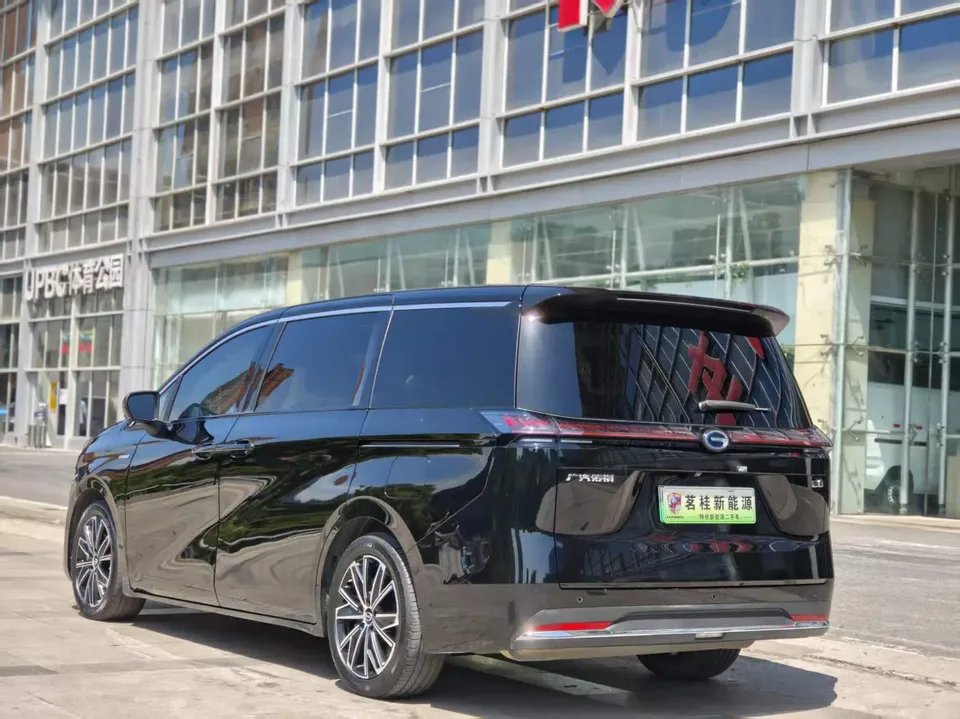 GAC Trumpchi E8 PHEV Trumpchi E8 PHEV 2024 2.0ATK 150km MAX version 2024 — миниатюра 2