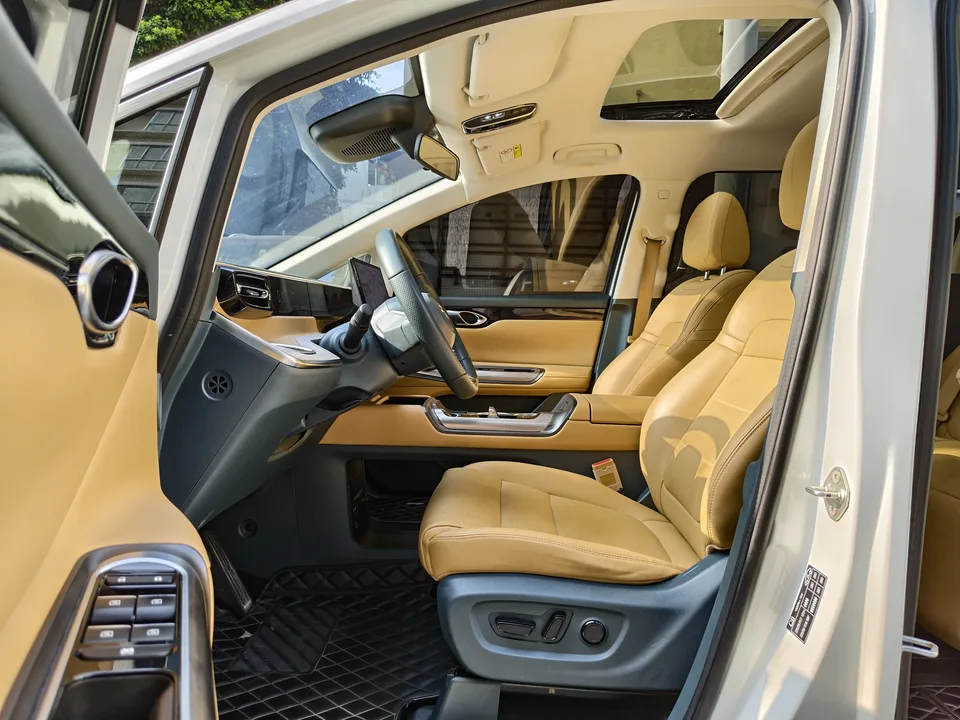 GAC Trumpchi E8 Honor Series 2.0ATK Honor Edition 2025 — миниатюра 5