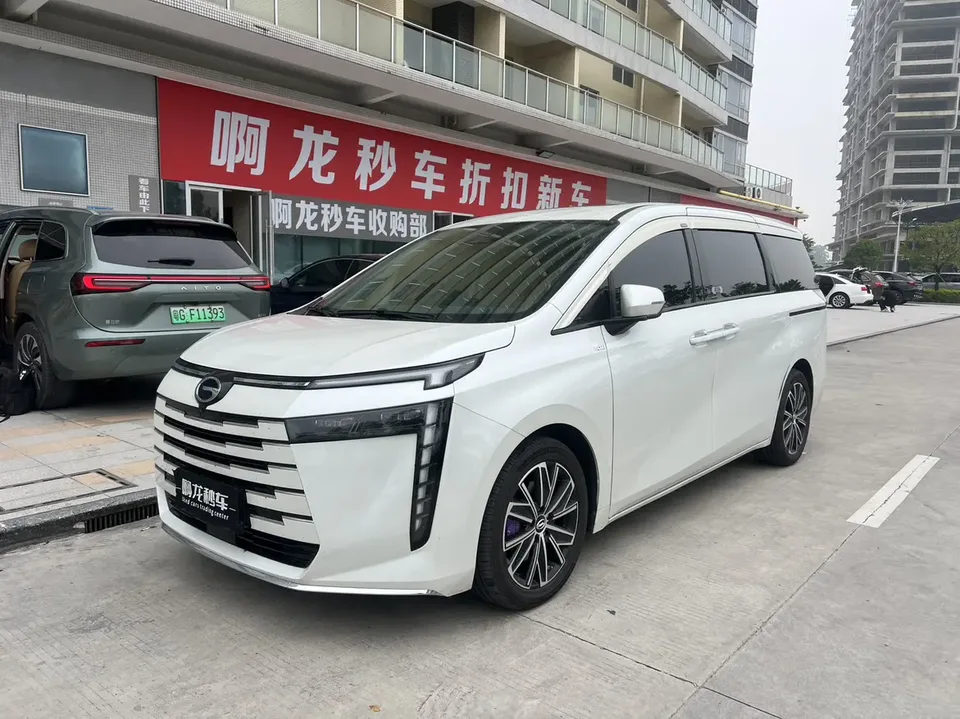 GAC Trumpchi E8 2025