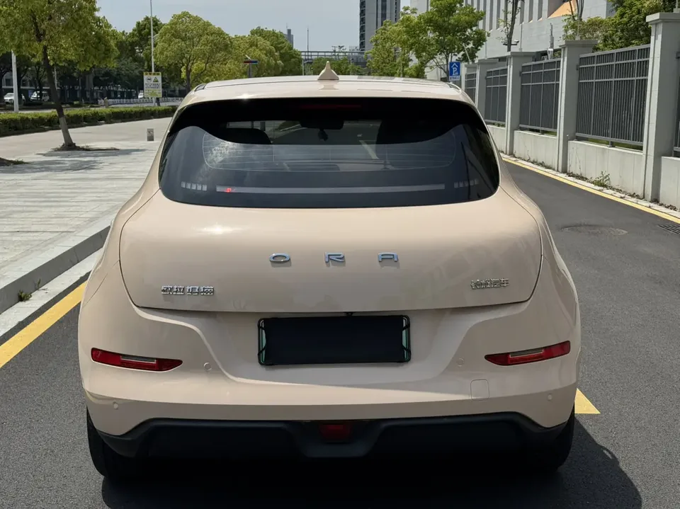 ORA Euler good cat Euler good cat 2023 401km standard range premium lithium iron phosphate 2023 — thumbnail 2
