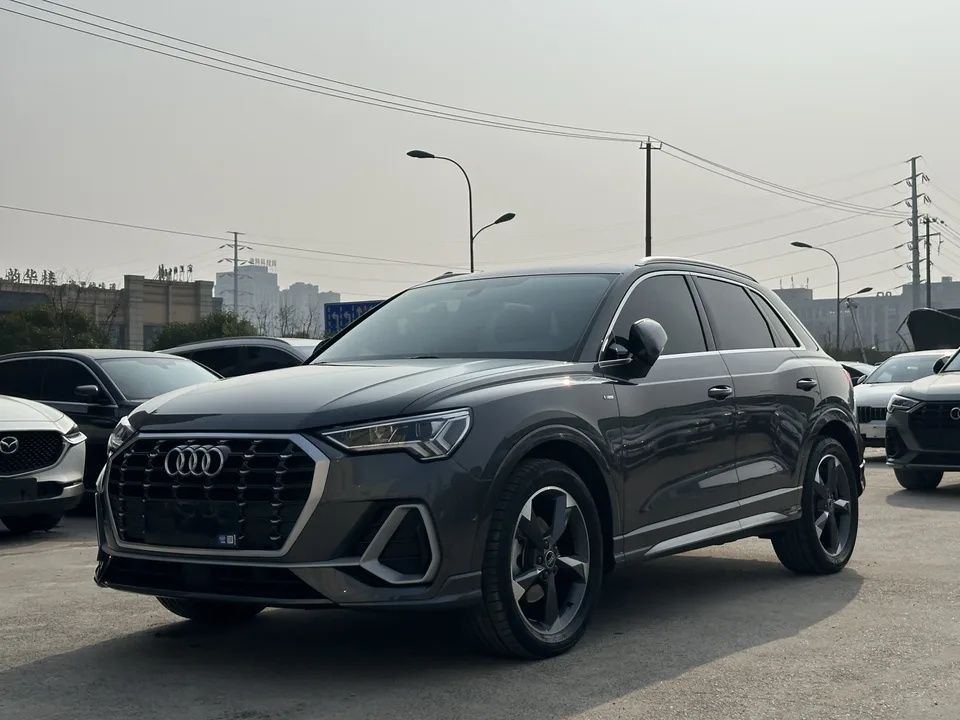 Audi Q3 2022
