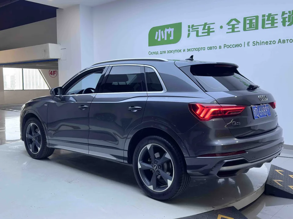 Audi Q3 Audi Q3 2023 35 TFSI Fashionable and Dynamic 2023 — миниатюра 2