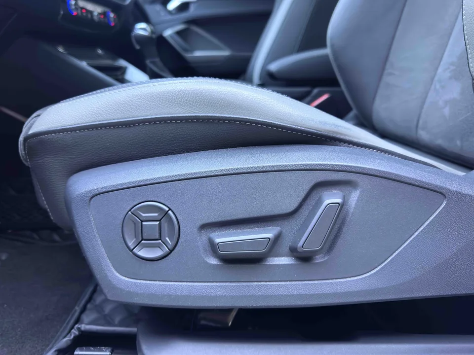 Audi Q3 Audi Q3 2023 35 TFSI Fashionable and Dynamic 2023 — миниатюра 5
