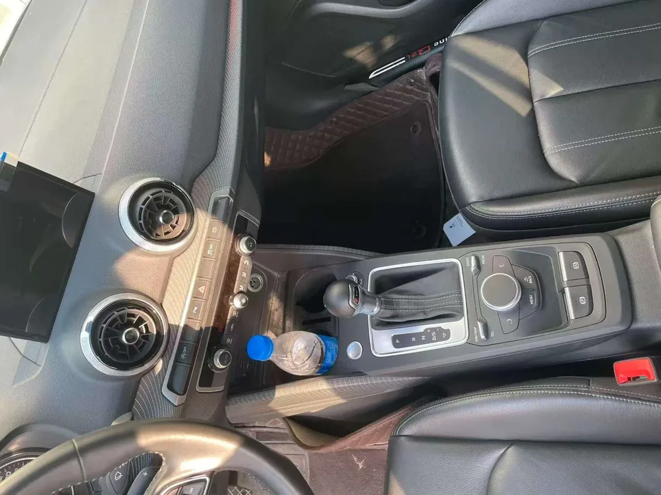 Audi Q2L Audi Q2L 2022 35 TFSI Fashion Dynamic Edition 2022 — миниатюра 5