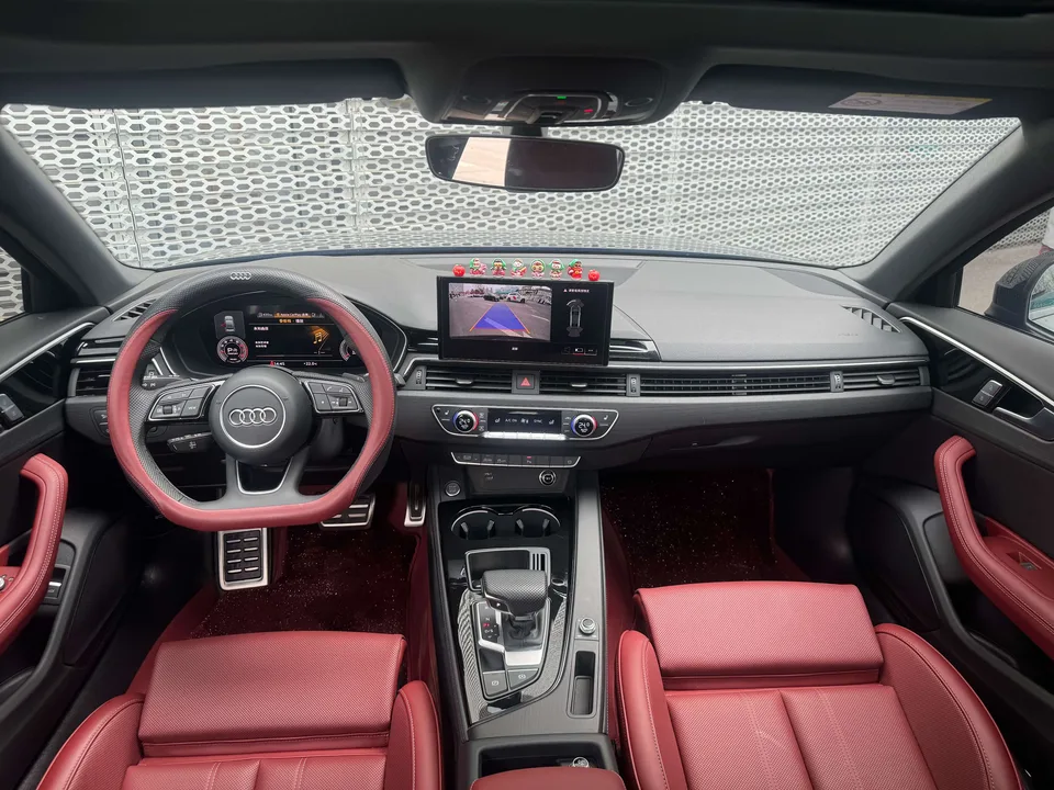 Audi a4 l Audi A4L 2024 40 TFSI luxury and dynamic model 2025 — миниатюра 3