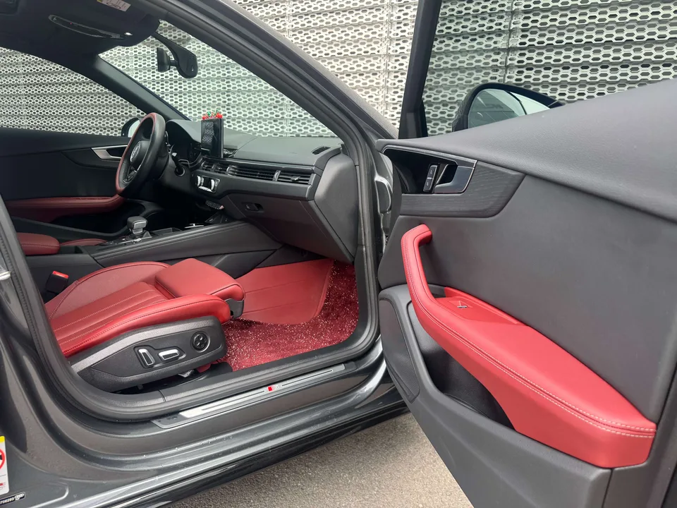 Audi a4 l Audi A4L 2024 40 TFSI luxury and dynamic model 2025 — миниатюра 4