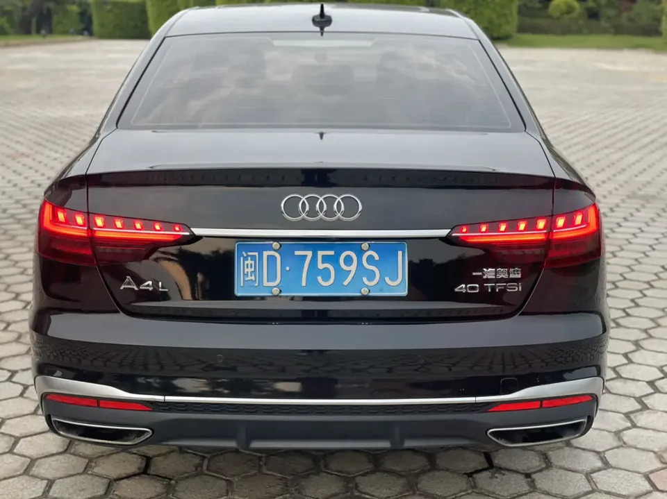 Audi a4 l A4L 2022 Audi A4L 2022 40 TFSI luxury and dynamic model 2022 — thumbnail 2