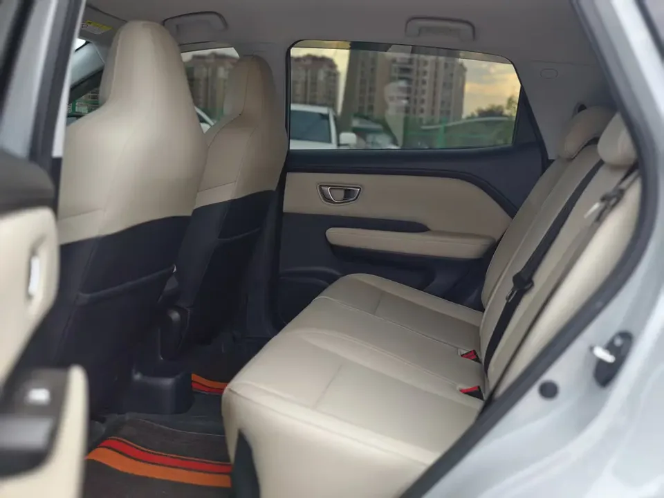 Wuling Bingo PLUS Wuling Bingo PLUS 2024 330km five-seater version 2024 — thumbnail 5