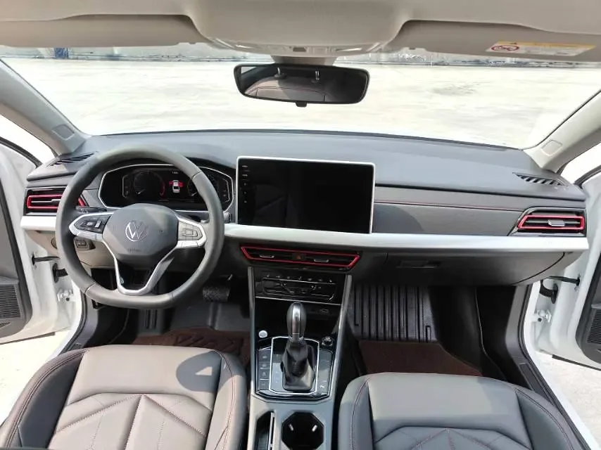 Volkswagen Lavida Lavida 2024 300TSI DSG Starry Sky Leading Edition 2025 — миниатюра 4