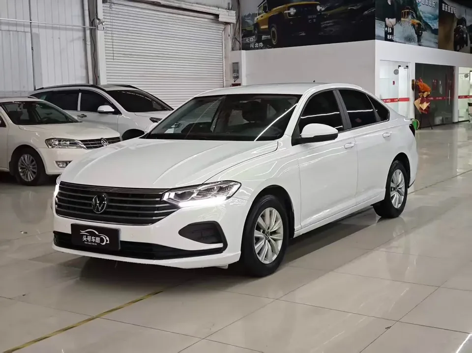 Volkswagen Lavida Lavida 2024 1.5L Automatic Deyi Edition 2024 — photo 1, buy with delivery to Moscow