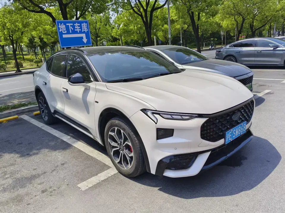Ford EVOS EVOS 2022 EcoBoost 245 Sports Edition 2023 — миниатюра 3