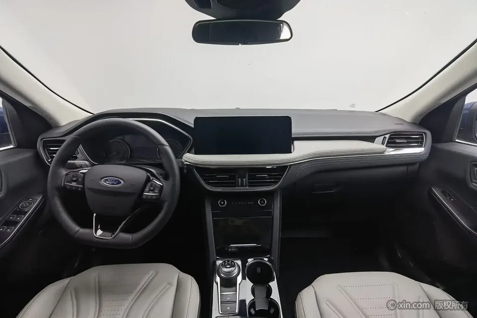Ford Escape 2024 EcoBoost 245 2WD Premium Edition 2024 — миниатюра 3