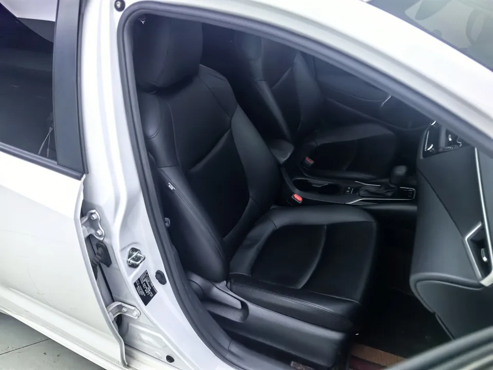 Toyota Corolla 1.2T S-CVT Elite PLUS Edition 2023 — миниатюра 4