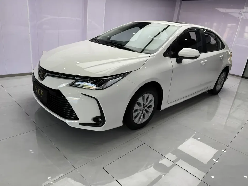 Toyota Corolla Corolla 2021 1.5L CVT Elite CARE Edition 2023 — photo 1, buy with delivery to Moscow