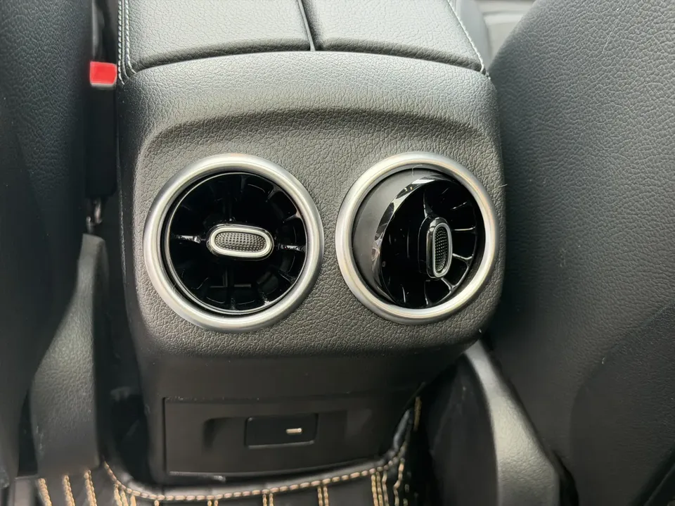 Mercedes-Benz Mercedes Benz A Class Mercedes-Benz A-Class 2022 A 200 L sports sedan dynamic version 2022 — миниатюра 5