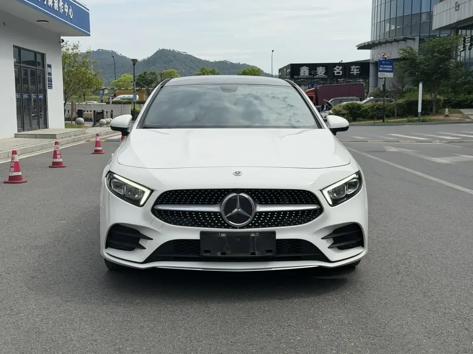 Mercedes-Benz Mercedes Benz A Class 2022