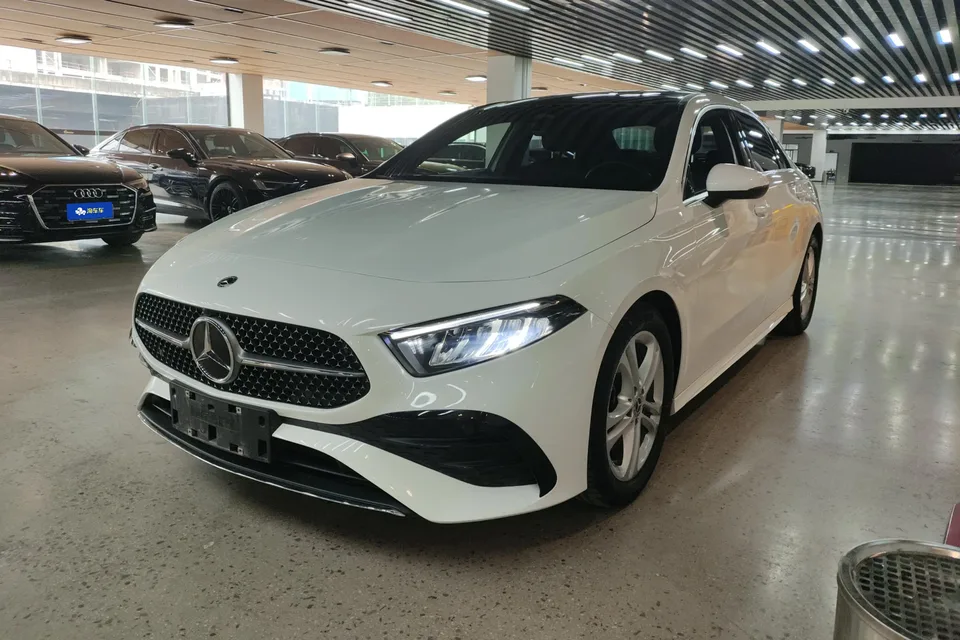 Mercedes-Benz Mercedes Benz A Class 2024