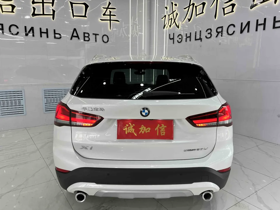 BMW X1 BMW X1 2022 sDrive20Li Fashion Edition 2023 — миниатюра 2