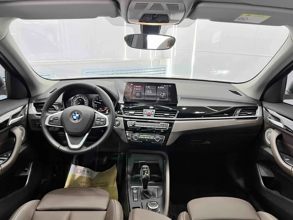 BMW X1 BMW X1 2022 sDrive20Li Fashion Edition 2023 — миниатюра 4